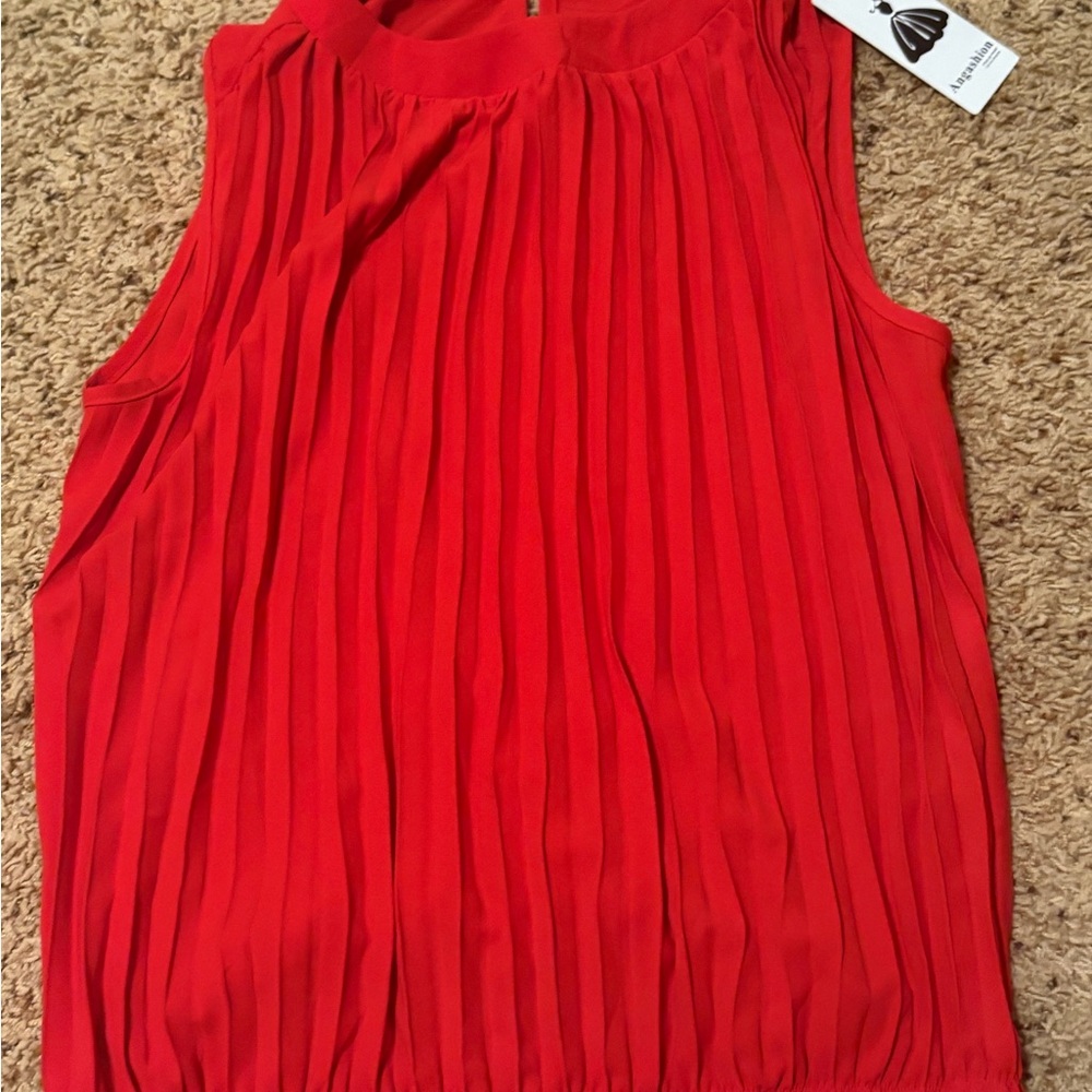 Sleeveless Pleated Red Tank Top